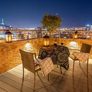 Reed 4*, Tbilisi Georgien