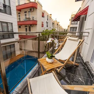 Mrt Lara , Antalya Turkije